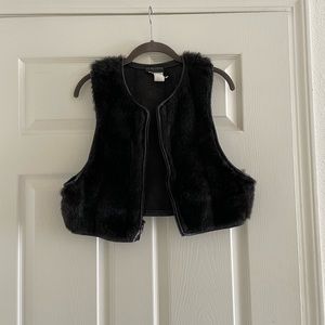 Sr marten faux fur zip up vest